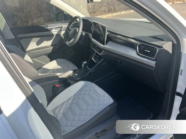 Volkswagen Tanyue 2023 Белый из Китая, фото 2