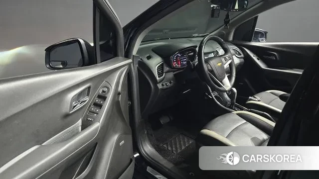 Chevrolet (GM Daewoo) The New Trax 2019 Черный из Кореи, фото 2