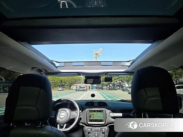 Jeep Renegade 2021 Белый из Кореи, фото 2