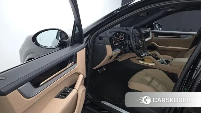 Porsche Cayenne (PO536) 2024 Черный из Кореи, фото 2