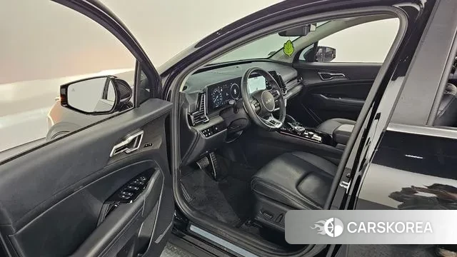 Kia Sportage 5th Generation Hybrid 2023 Черный из Кореи, фото 2