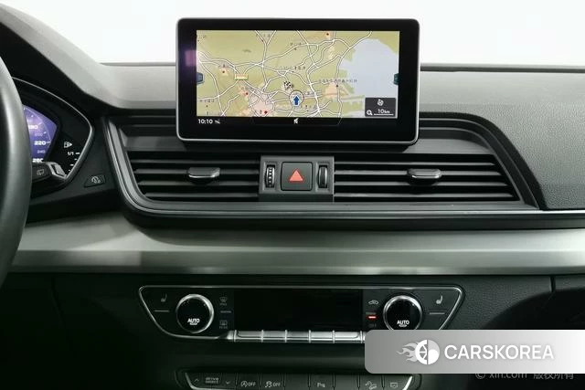 Audi Q5L 2021 Черный из Китая, фото 2