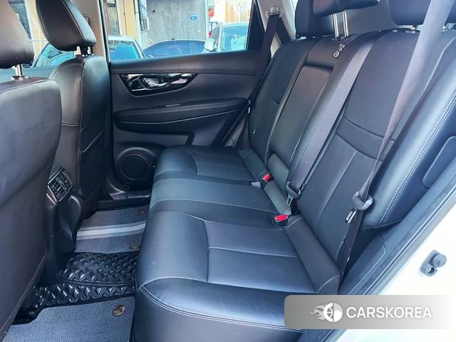 Nissan Qijun 2024 Белый из Китая, фото 2
