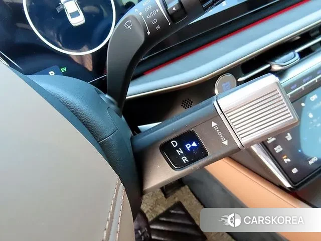 Hyundai Grandeur Hybrid (GN7) 2025 Белый из Кореи, фото 2