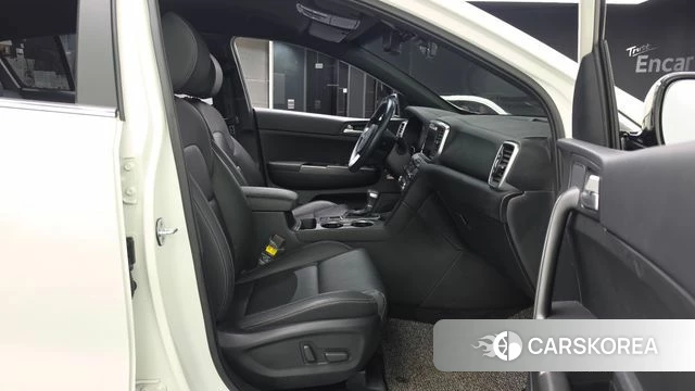Kia Sportage The Bold 2021 Белый из Кореи, фото 2