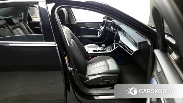 Audi A6 (C8) 2021 Черный из Кореи, фото 2