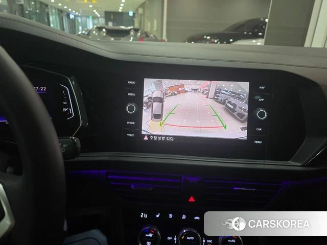 Volkswagen 7th Generation of Jetta 2023 Белый из Кореи, фото 2