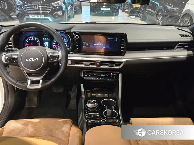 Kia K5 3rd generation 2023 Белый из Кореи, фото 2