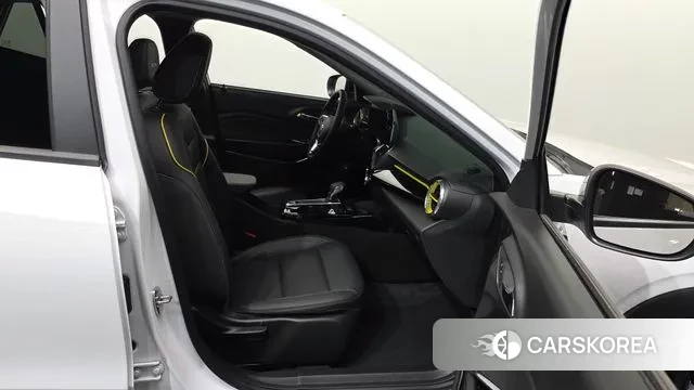 Chevrolet (GM Daewoo) Trax Crossover 2023 Белый из Кореи, фото 2