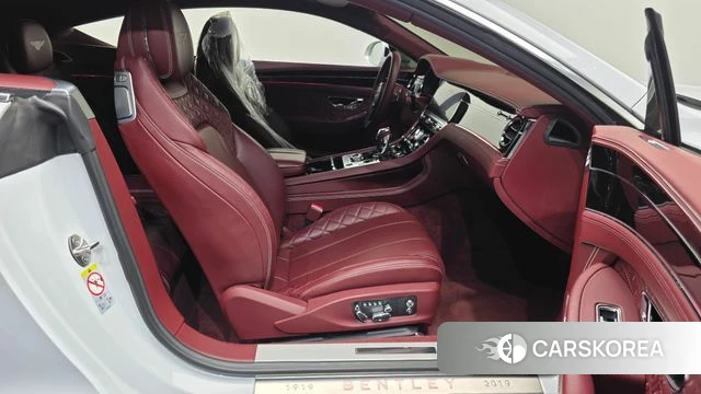 Bentley Continental GT 3rd Generation 2020 Белый из Кореи, фото 2