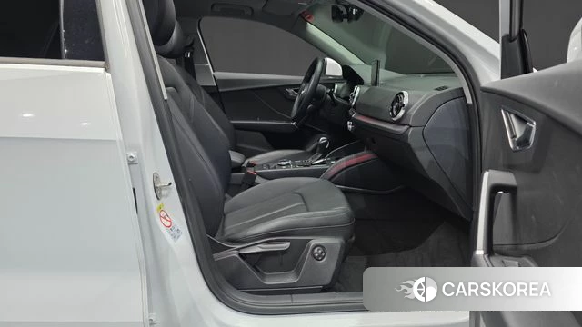 Audi Q2 2023 Белый из Кореи, фото 2