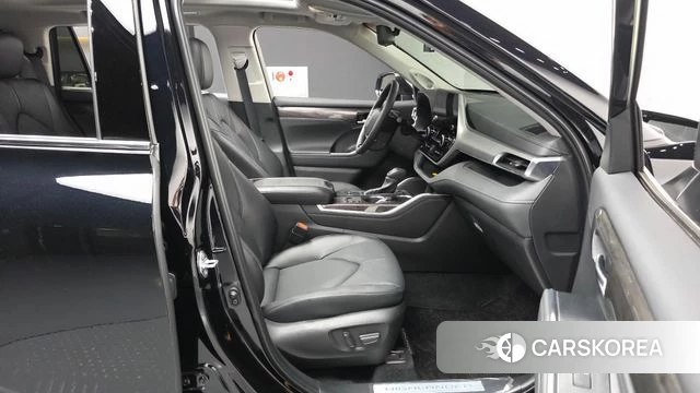 Toyota Highlander 4th Generation 2025 Черный из Кореи, фото 2