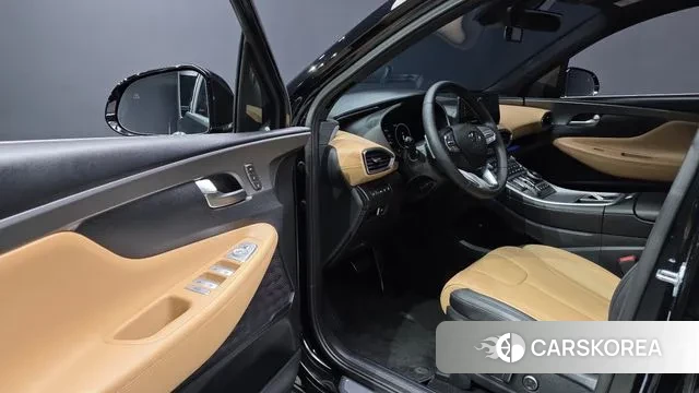 Hyundai The New Santa Fe 2023 Черный из Кореи, фото 2