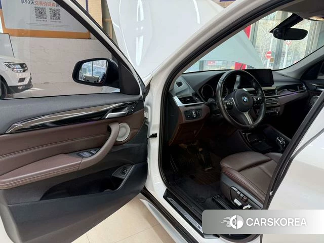 BMW X1 2022 Белый из Китая, фото 2