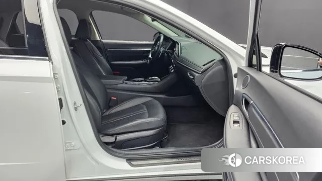 Hyundai Sonata (DN8) 2022 Белый из Кореи, фото 2