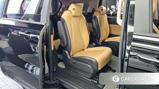 Kia Carnival 4th generation 2022 Черный из Кореи, фото 2