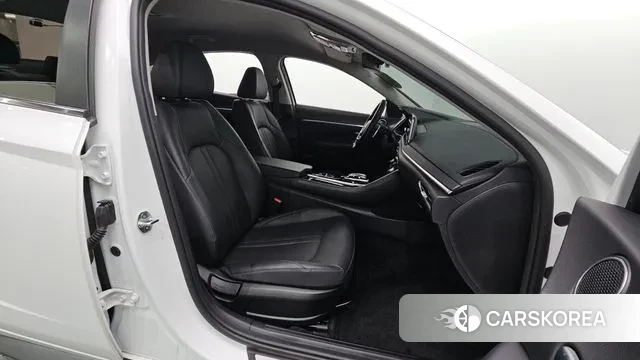 Hyundai Sonata (DN8) id 3479562 из Кореи 2