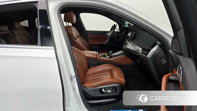 BMW X6 (G06) 2021 Белый из Кореи, фото 2