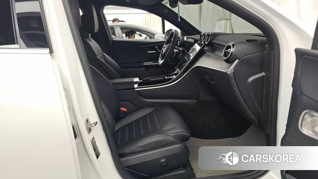 Mercedes-Benz GLC-Class X254 2024 Белый из Кореи, фото 2
