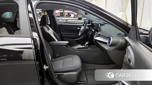 Chevrolet (GM Daewoo) Trax Crossover 2024 Черный из Кореи, фото 2