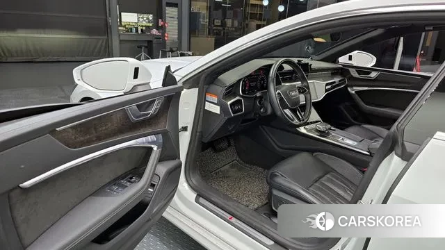 Audi A7 (4K) 2021 Белый из Кореи, фото 2