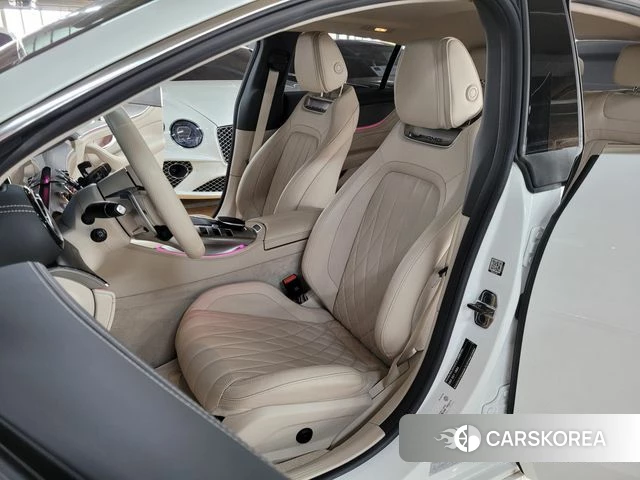 Mercedes-Benz AMG GT 2023 Белый из Кореи, фото 2