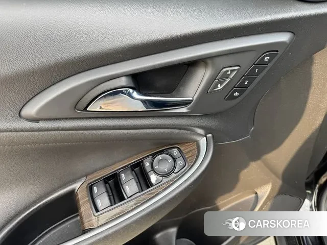 Chevrolet (GM Daewoo) The New Malibu 2020 Черный из Кореи, фото 2