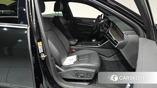 Audi A6 (C8) 2021 Черный из Кореи, фото 2