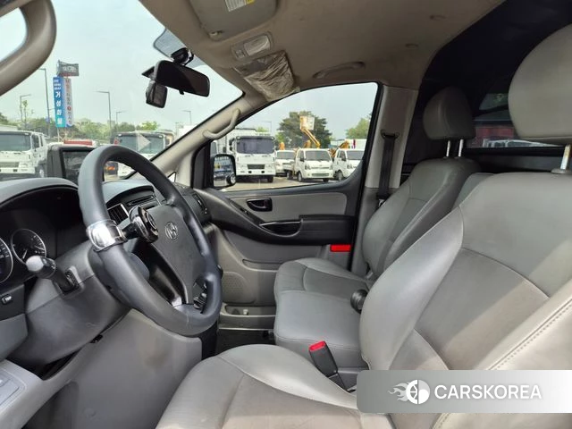 Hyundai The New Grand Starex 2018 Серебряный из Кореи, фото 2