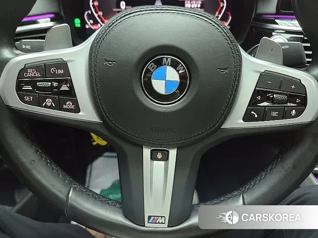 BMW 5 Series (G30) 2020 Черный из Кореи, фото 2