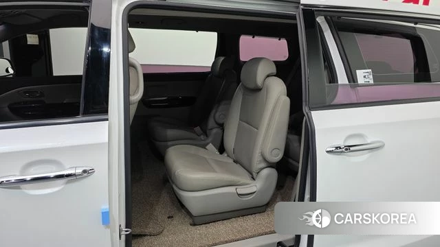 Kia The New Carnival 2018 Белый из Кореи, фото 2
