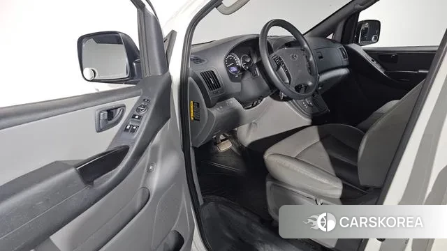 Hyundai The New Grand Starex 2019 Белый из Кореи, фото 2