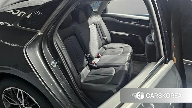Kia K5 3rd generation 2022 Серый из Кореи, фото 2