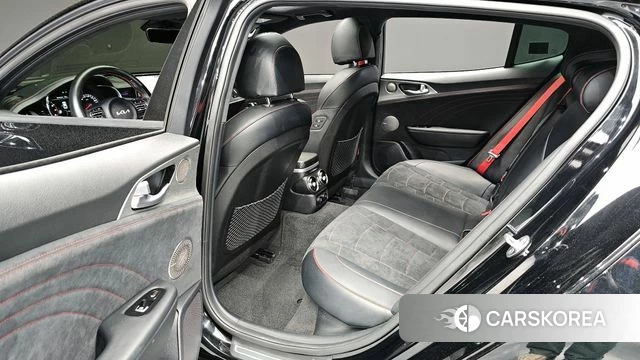 Kia Stinger Meister 2022 Черный из Кореи, фото 2