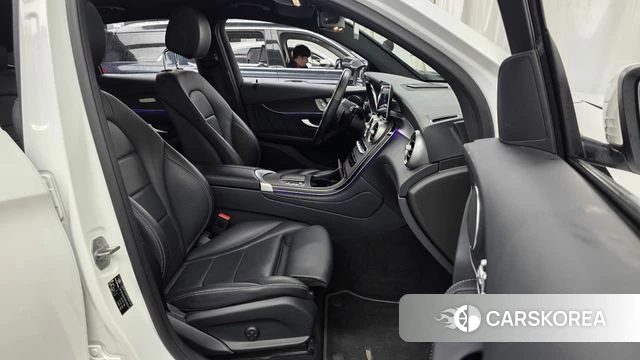 Mercedes-Benz GLC-Class X253 2021 Белый из Кореи, фото 2