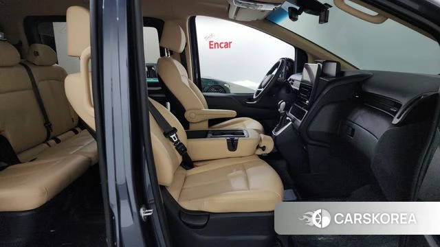 Hyundai Staria 2021 Серый из Кореи, фото 2