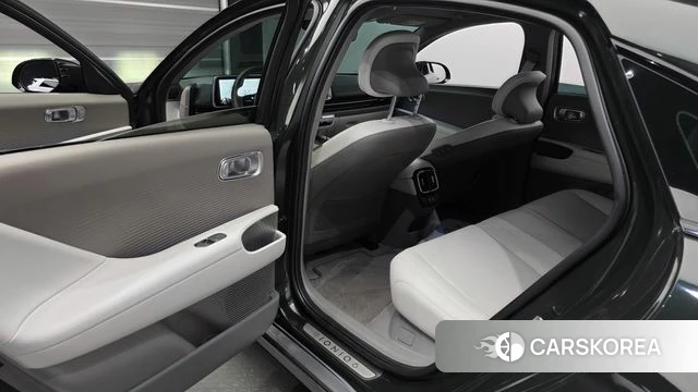 Hyundai Ionic 6 2023 Темно-зеленый из Кореи, фото 2