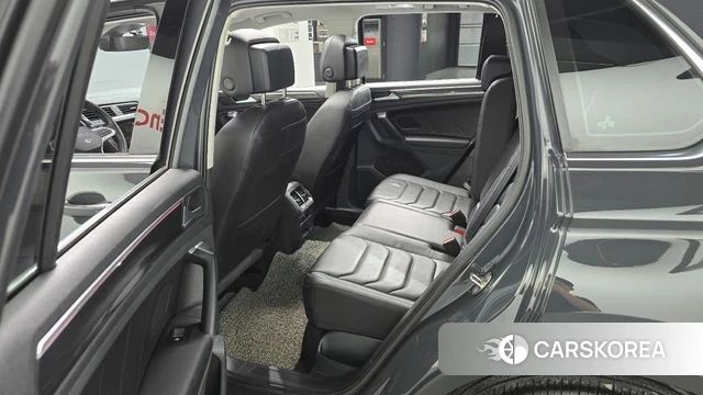 Volkswagen Tiguan second Generation 2022 Серый из Кореи, фото 2