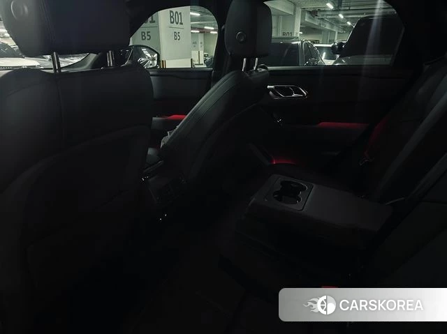 Land Rover Range Rover Velar 2025 Черный из Кореи, фото 2