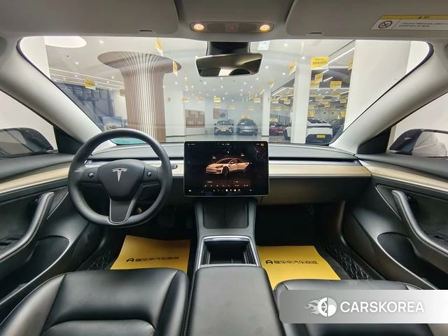 Tesla Model 3 2022 Черный из Китая, фото 2