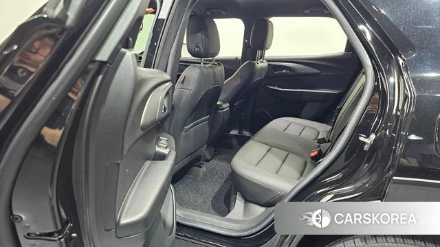 Chevrolet (GM Daewoo) Trailblazer 2022 Черный из Кореи, фото 2