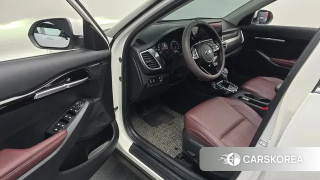 Kia Seltos 2021 Белый из Кореи, фото 2