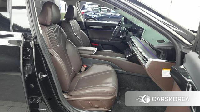 Hyundai Grandeur Hybrid (GN7) 2023 Черный из Кореи, фото 2