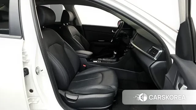 Kia The New K5 2nd generation 2019 Белый из Кореи, фото 2