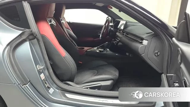 Toyota Supra 5th Generation 2023 Серый из Кореи, фото 2