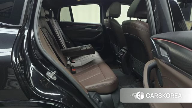 BMW X4 (G02) 2023 Черный из Кореи, фото 2