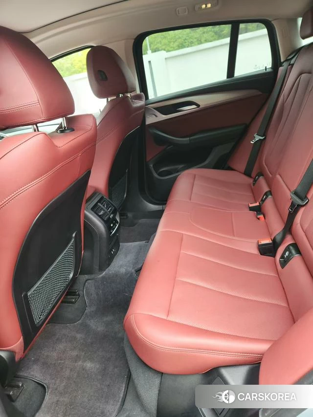 BMW X4 2022 Темно-серый из Китая, фото 2