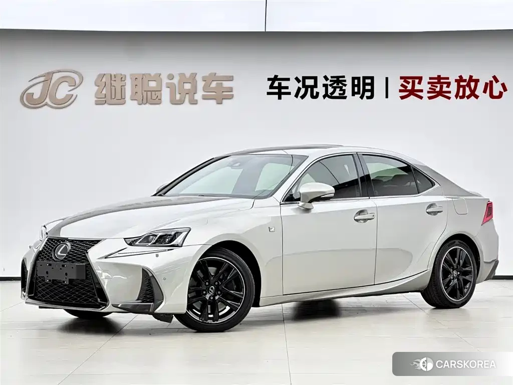 Lexus IS 2018 Champagne/brown из Китая, фото 2