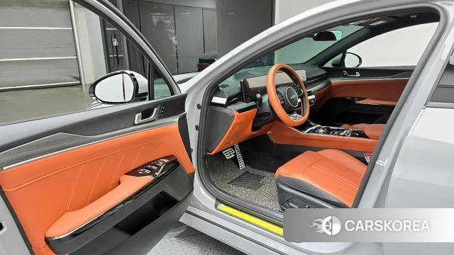 Kia The New K5 3rd generation 2023 Серебристо-серый из Кореи, фото 2