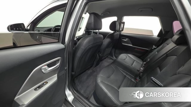 Kia Niro Plus 2022 Серый из Кореи, фото 2